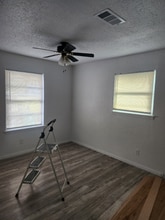 1103 Camden Rd in Pasadena, TX - Building Photo - Building Photo