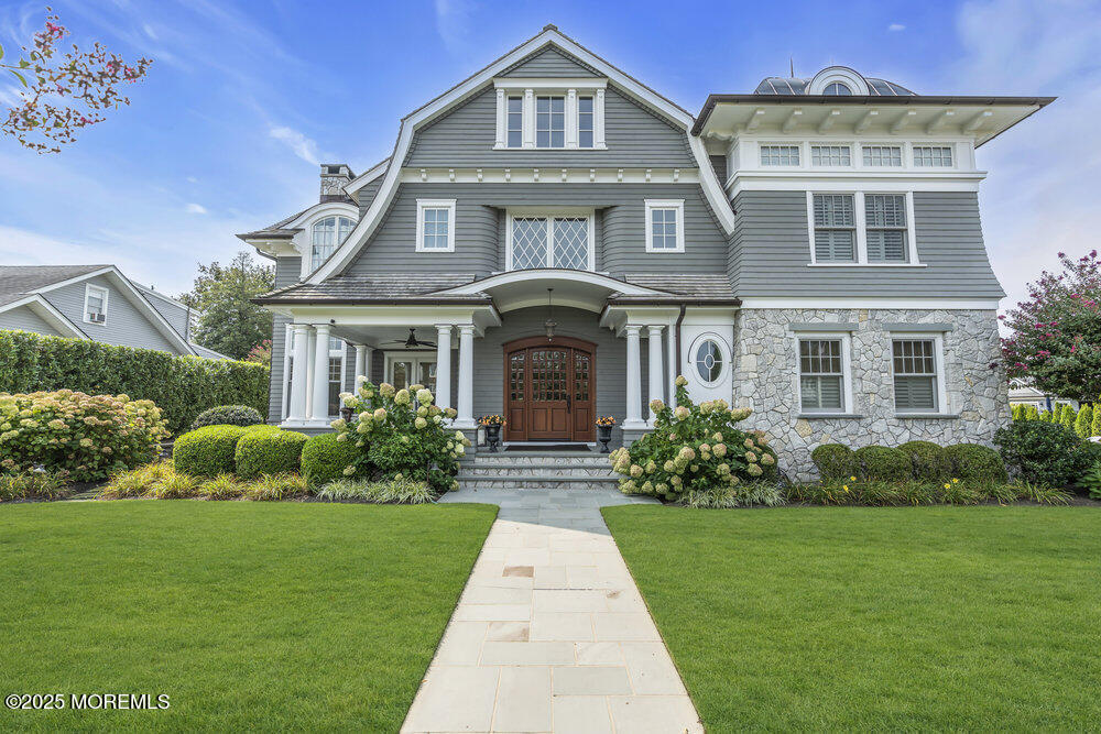 320 New York Blvd in Sea Girt, NJ - Building Photo