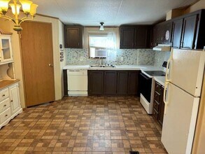 1809 Mobile Rd in Grand Prairie, TX - Building Photo - Building Photo