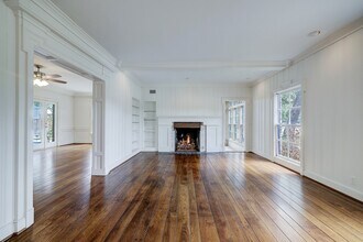 3020 San Felipe St in Houston, TX - Foto de edificio - Building Photo