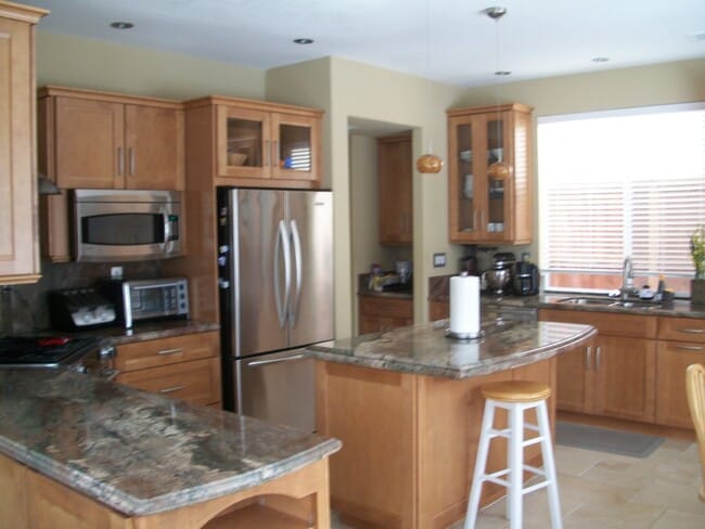 6444 Amethyst Way in Carlsbad, CA - Building Photo - Building Photo
