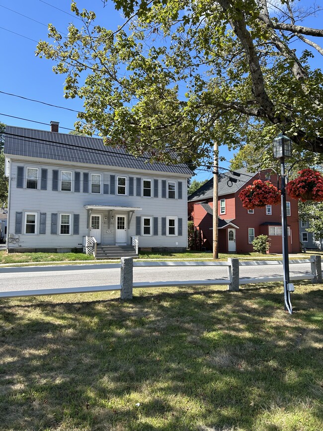 11 Central Square, Unit A