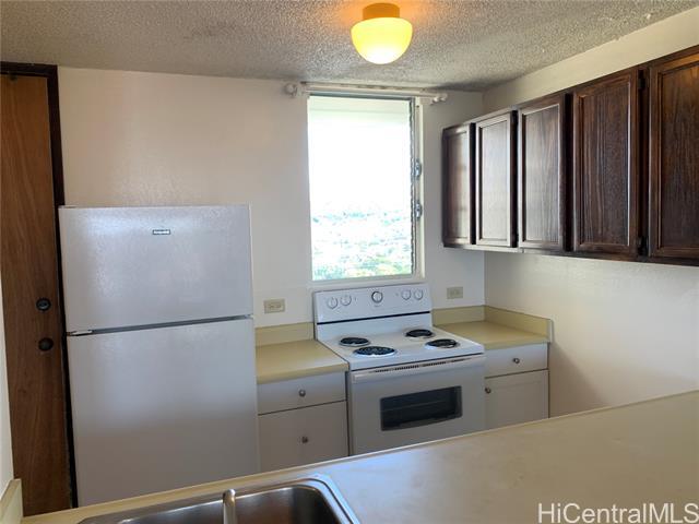 98-099-99 Uao Pl in Aiea, HI - Building Photo