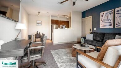 2056 Sundance Parkway in New Braunfels, TX - Foto de edificio - Building Photo