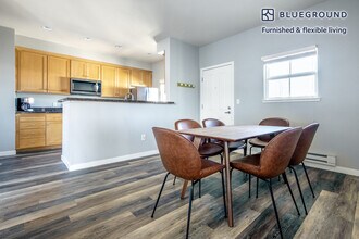 30 Buckingham Dr, Unit FL3-ID463 in Santa Clara, CA - Building Photo - Building Photo