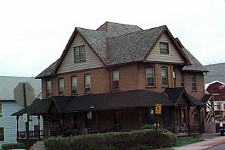 318-320 Brandon Ave in Williamsport, PA - Foto de edificio - Building Photo
