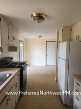 306 Wickham Ct in Eugene, OR - Building Photo - Building Photo