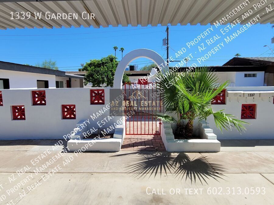 1339 W Garden Cir in Mesa, AZ - Foto de edificio