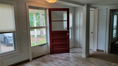 132 W Seneca St in Manlius, NY - Building Photo - Building Photo