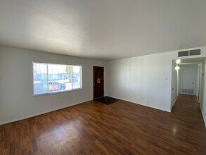 1509 Delgado Dr SW in Albuquerque, NM - Building Photo - Building Photo