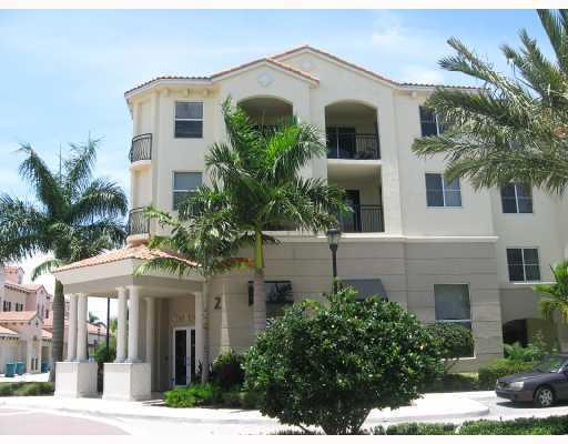 1220 Renaissance Way in Boynton Beach, FL - Building Photo