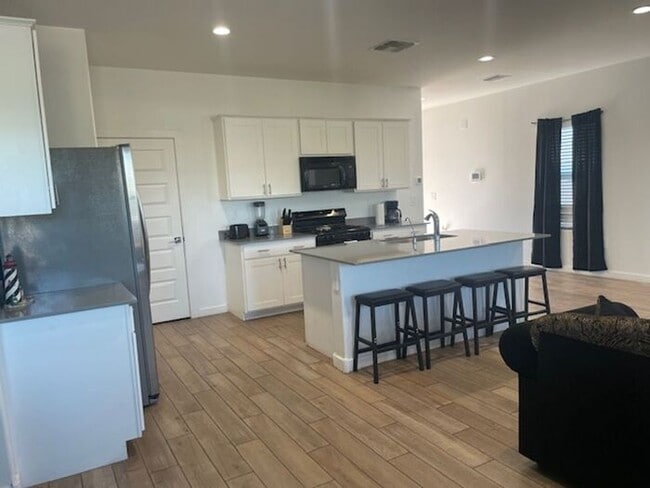 3598 N Kellen Cyn Ct in Tucson, AZ - Building Photo - Building Photo