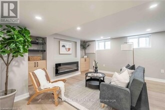 500 Upper Gage Ave in Hamilton, ON - Building Photo - Building Photo