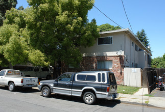 2013 Riley Ct in Concord, CA - Foto de edificio - Building Photo