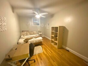 3 Euston St, Unit B in Brookline, MA - Building Photo - Building Photo