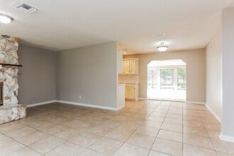 8403 Deland Ave in Fort Pierce, FL - Building Photo - Building Photo