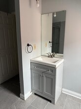 2114 Fulton Ave, Unit 3 in Cincinnati, OH - Building Photo - Building Photo