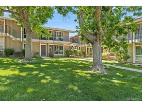 6495 E Happy Canyon Rd, Unit #158 in Denver, CO - Foto de edificio - Building Photo