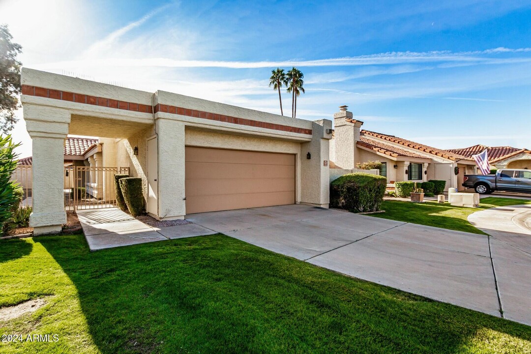 10017 E Saddlehorn Trail in Scottsdale, AZ - Building Photo