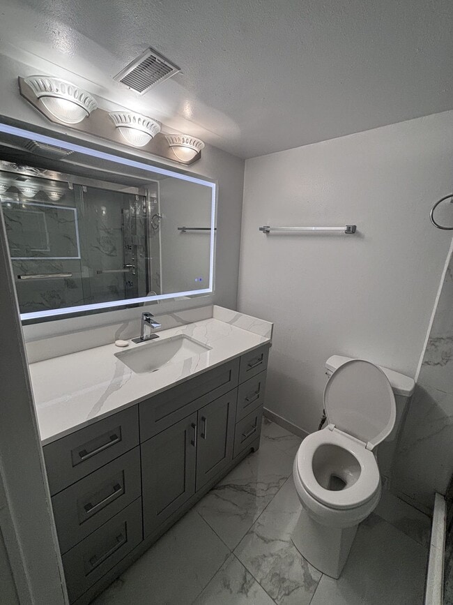 property at 39 Sugarcane Av