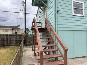 5616 Avenue R-Unit -2 in Galveston, TX - Building Photo - Building Photo