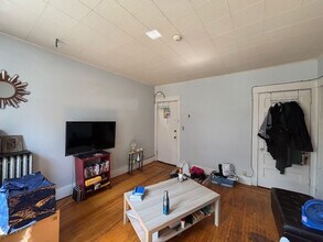 427 6th St SE in Minneapolis, MN - Building Photo - Building Photo