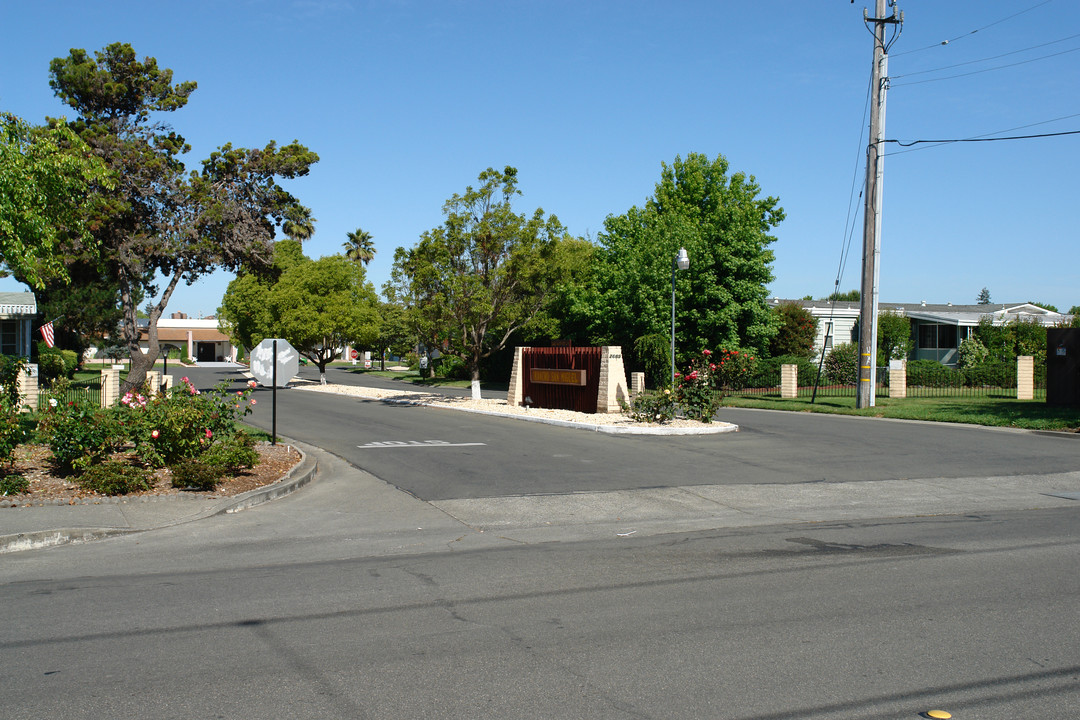 Rancho San Miguel in Santa Rosa, CA - Building Photo