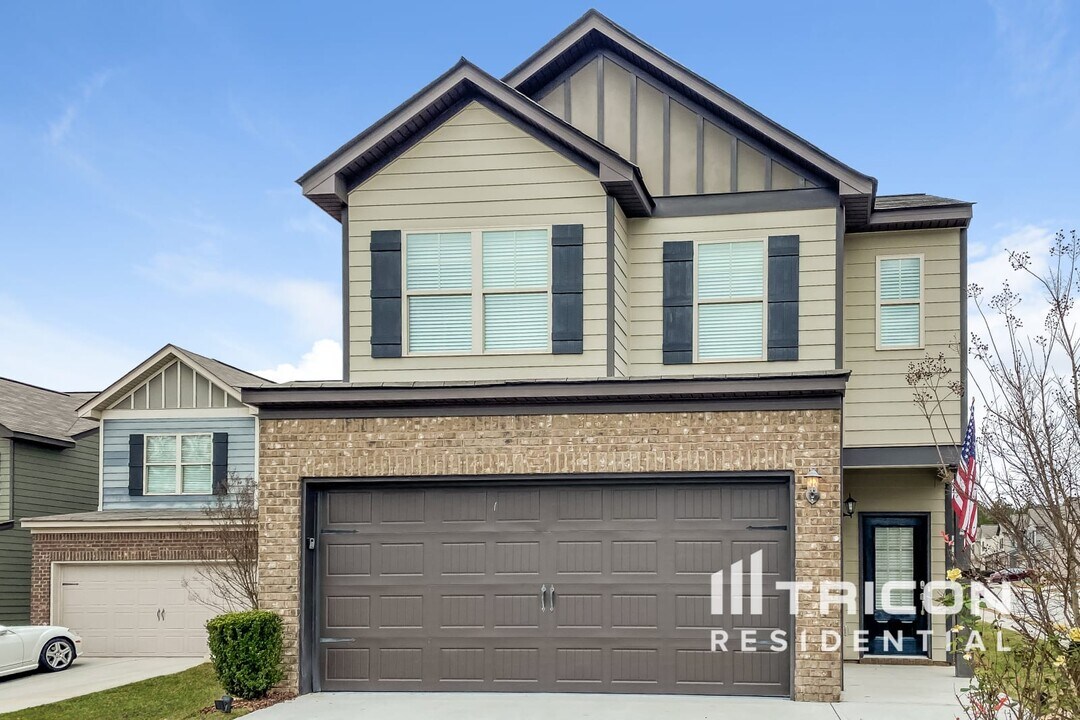 343 Lauren Dr in Fairburn, GA - Building Photo