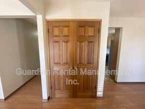 182 Seneca Crescent in Thunder Bay, ON - Building Photo - Building Photo