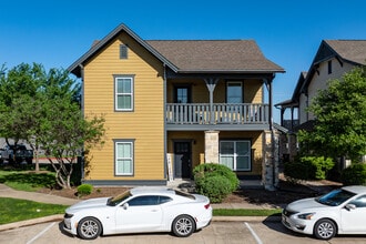 The Cottages of College Station in College Station, TX - Foto de edificio - Building Photo