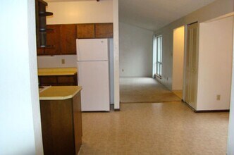 497 Scenic Dr in Ashland, OR - Building Photo - Building Photo