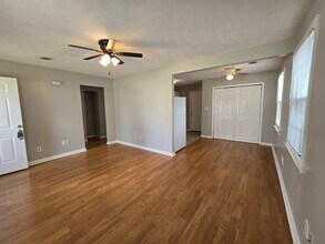 222 Burch Rd in Clarksville, TN - Building Photo - Building Photo