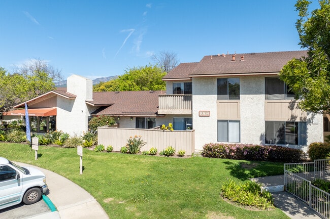 Shepard Place in Carpinteria, CA - Foto de edificio - Building Photo