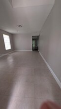 325 Mulberry Grove Rd in Royal Palm Beach, FL - Building Photo - Building Photo