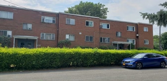 6723 Buffalo Ave in Niagara Falls, NY - Building Photo