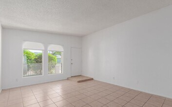 242 N Standage in Mesa, AZ - Building Photo - Building Photo