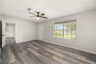 5720 Skylark Dr in Alexandria, LA - Building Photo - Building Photo