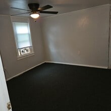 976 NY-22B, Unit B in Plattsburgh, NY - Building Photo - Building Photo