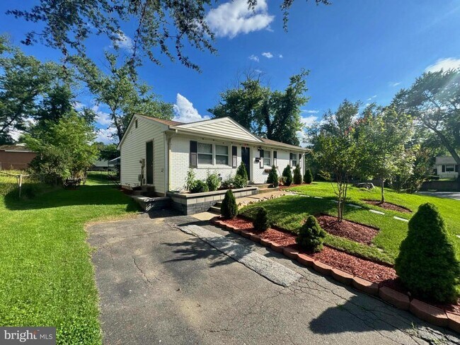 13343 Keystone Dr in Woodbridge, VA - Building Photo - Building Photo