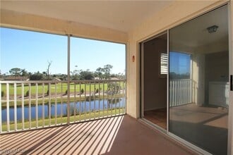 5667 Rattlesnake Hammock Rd in Naples, FL - Building Photo - Building Photo