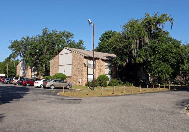 West Village Apartments in Charleston, SC - Building Photo - Building Photo