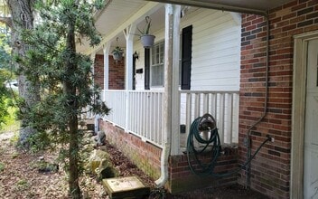 506 SW Tularosa Ln in Lake City, FL - Building Photo - Building Photo