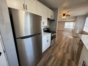 1185 27th St in Moline, IL - Building Photo - Building Photo