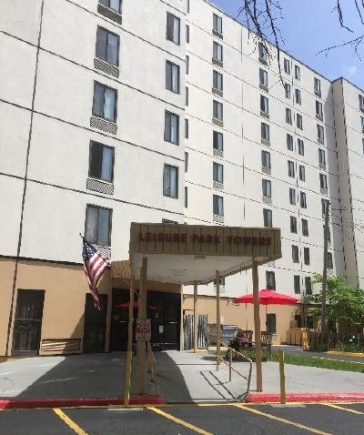 Leisure Park Towers in Bristol, VA - Foto de edificio