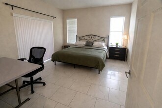 1003 Mystery Cir in Davenport, FL - Building Photo - Building Photo