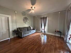 507 W Smith St in Caney, OK - Building Photo