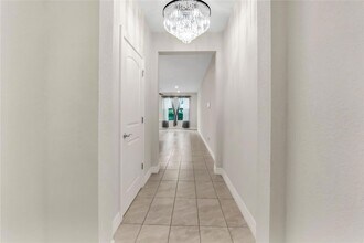 4828 Chantilly Rd, Unit 205 in Wellington, FL - Building Photo - Building Photo