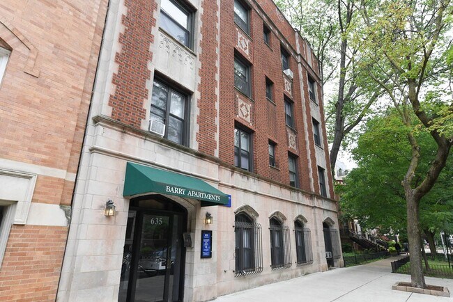 property at 638 W Barry