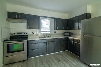 323 S Columbia St in Gastonia, NC - Building Photo - Building Photo