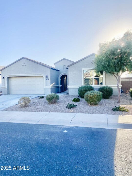 30069 W Clarendon Ave in Buckeye, AZ - Building Photo